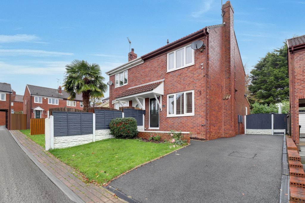 Property photo 1 of 14 1- Rob Hammond Ewemove Pontefract