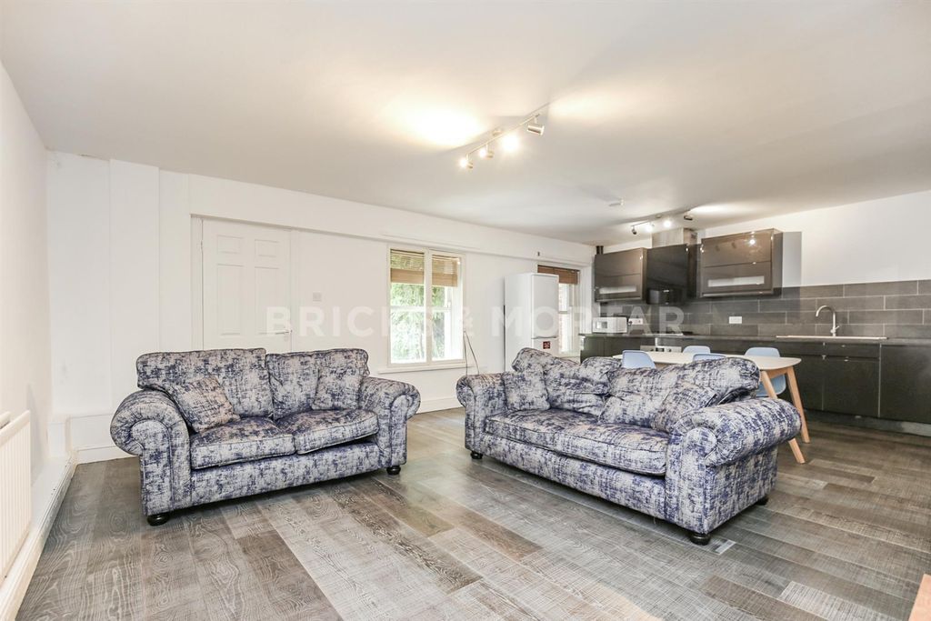 Property photo 1 of 10 1.Jpg