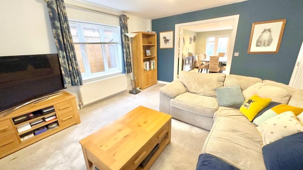 Additional image 4 of 5 bed detached house for saleBlackbrook Park Avenue, Fareham PO15