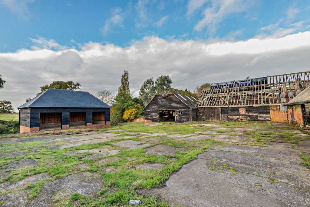 Property photo 3 of 7 Current Barns