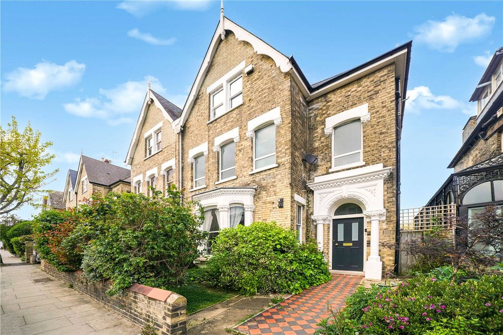 Property photo 1 of 14 Picture No. 08