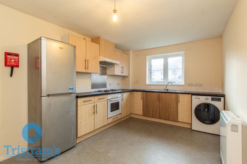 Property photo 2 of 13