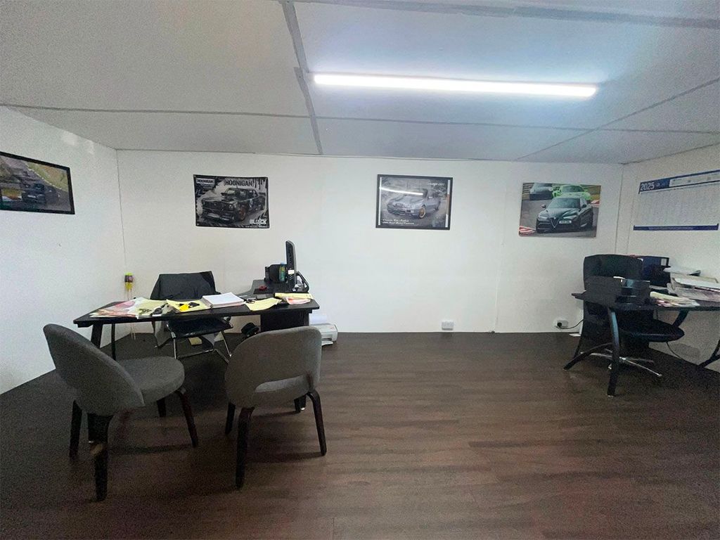 Property photo 2 of 10