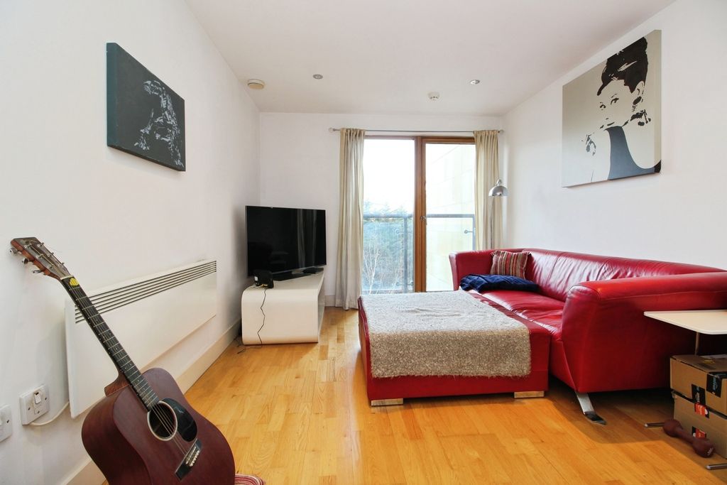 Property photo 2 of 13 Pbox-Img.Jpg