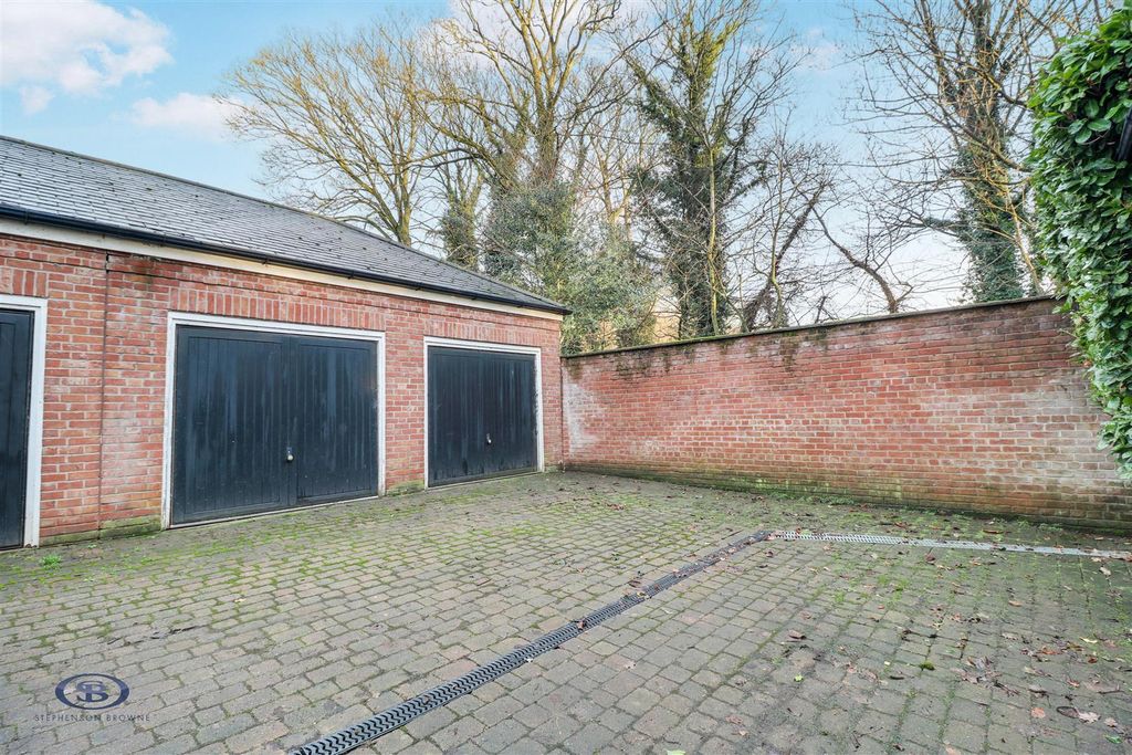Property photo 2 of 35 Tlc_2507Bba2-57Ec-4595-80B8-1Bfb6E1Ffc8A_3c678A1.J