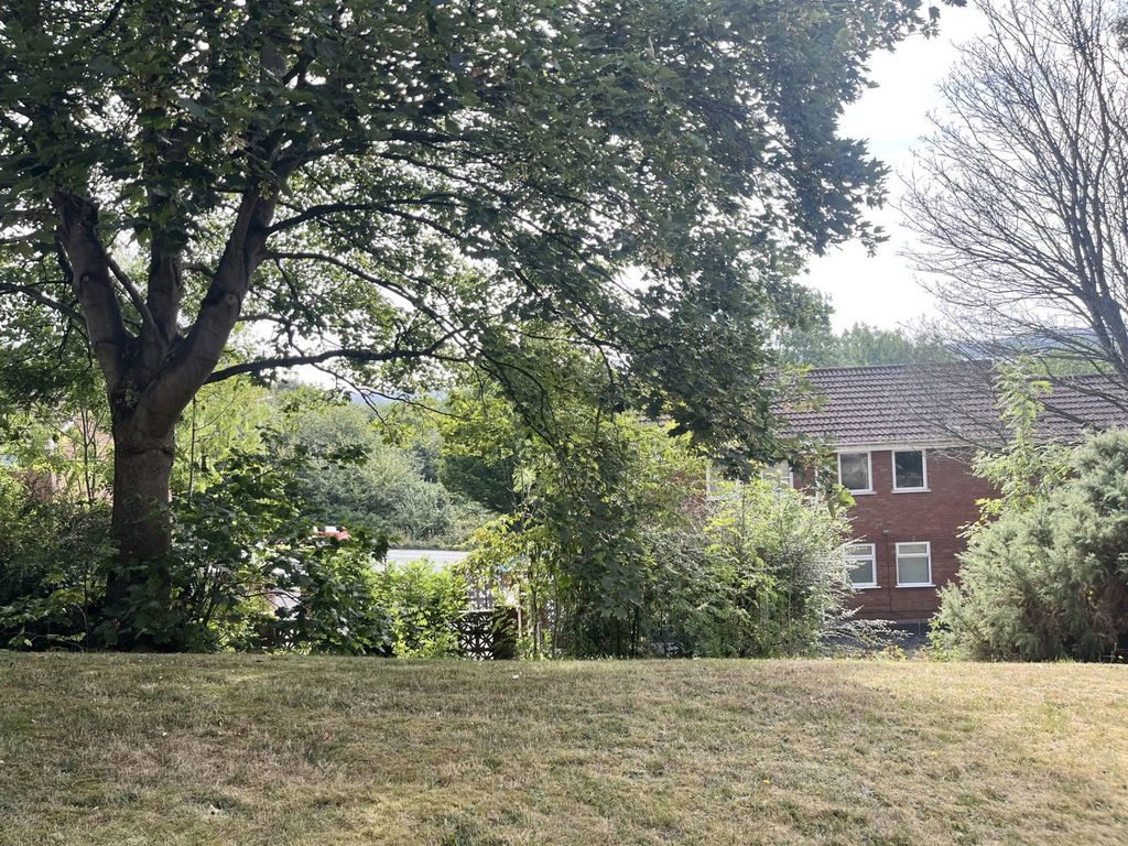 Additional image 6 of 1 bed flat for sale96 Bisell Way, Brierley Hill DY5