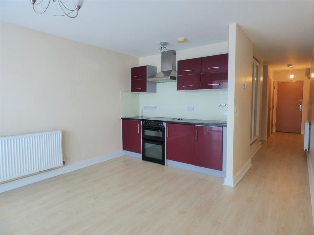 Property photo 2 of 6 Kitchen Dining Area