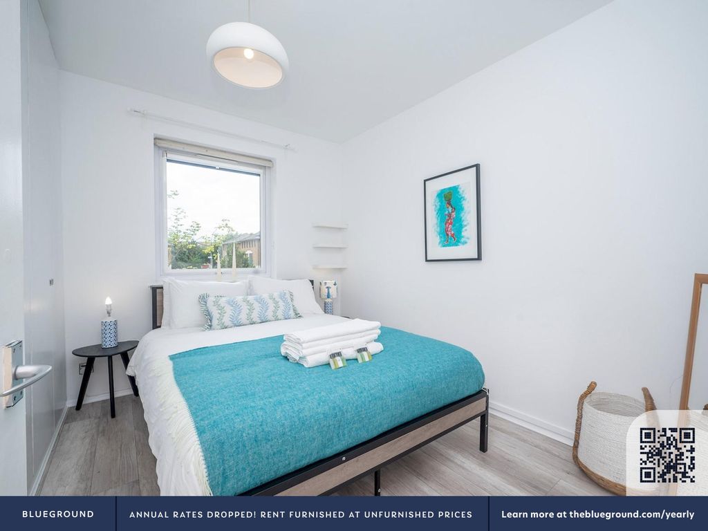 Property photo 3 of 27 Bedroom