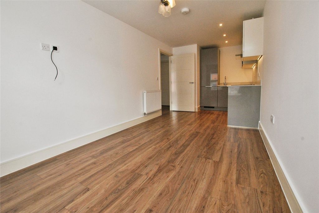 Property photo 3 of 5 Picture No. 05