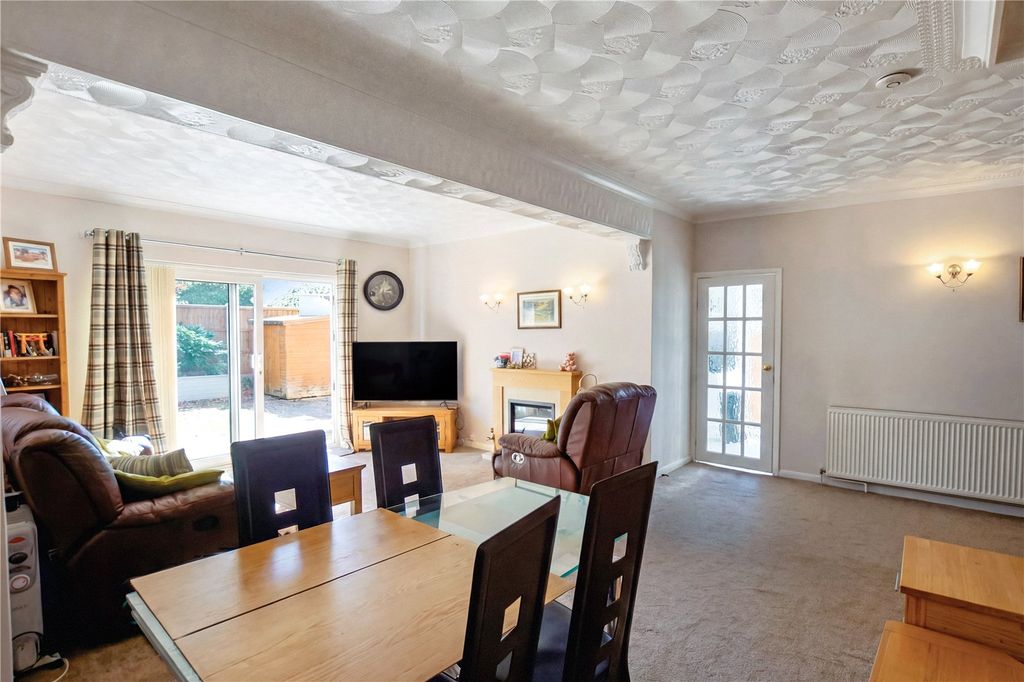 Property photo 3 of 13 Reception