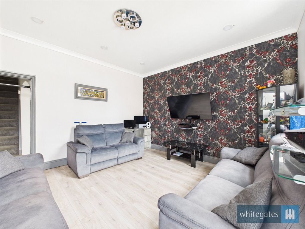 Property photo 2 of 15 Picture No. 01