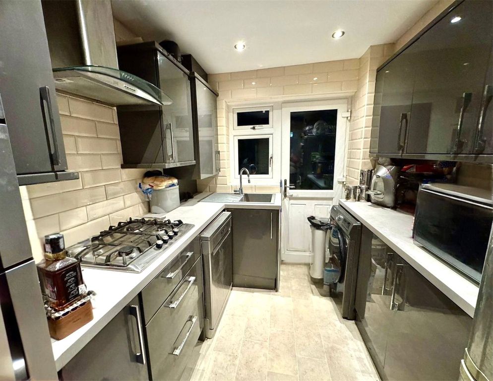Property photo 2 of 8 Picture No. 08