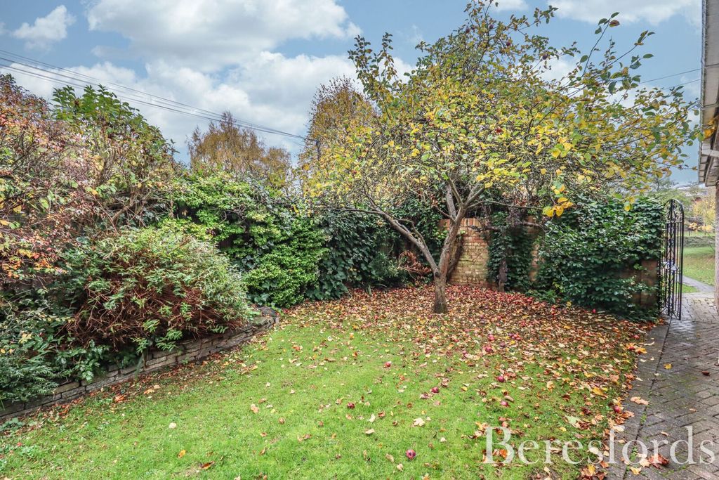 Property photo 3 of 4 Picture 3