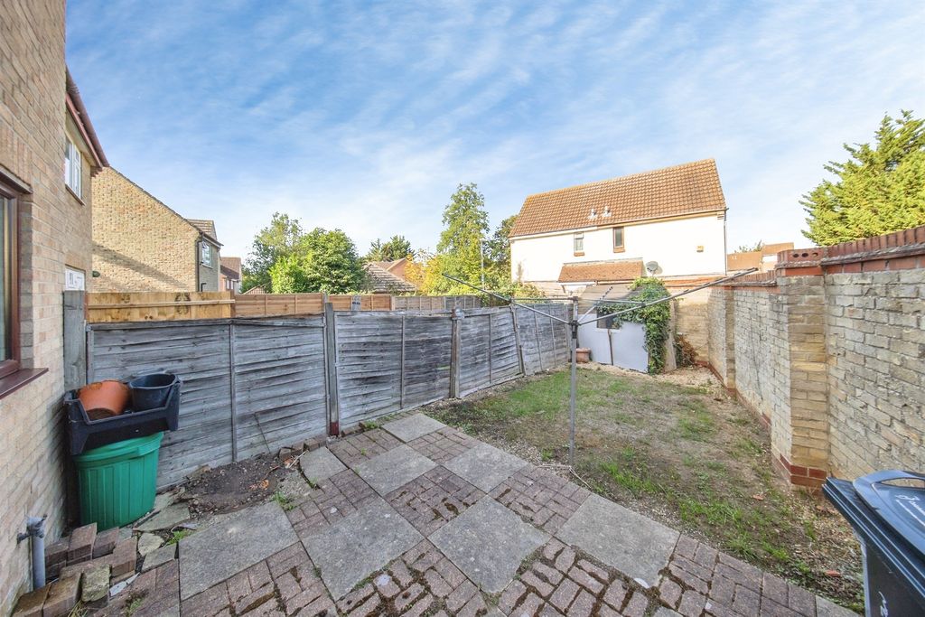 Property photo 2 of 15