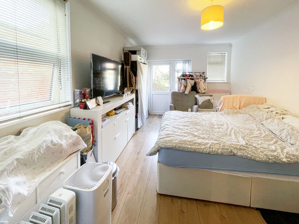 Property photo 1 of 6 Photo 1