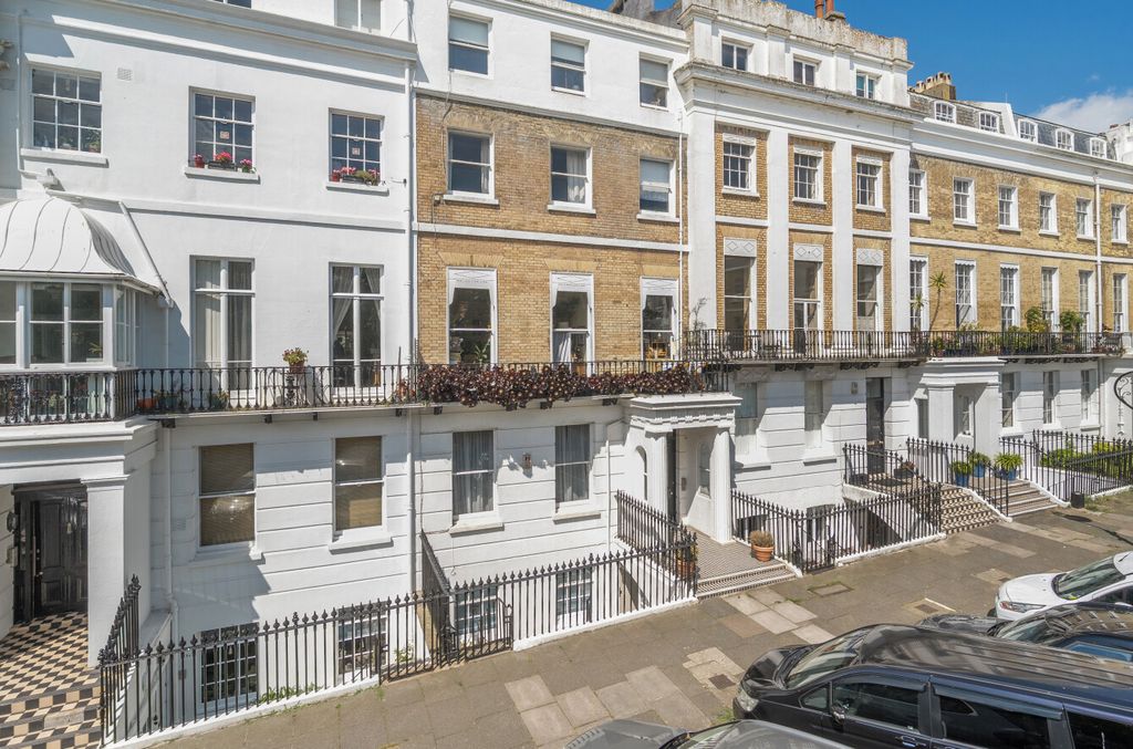 Property photo 1 of 12 1456830-3-6A0312F...