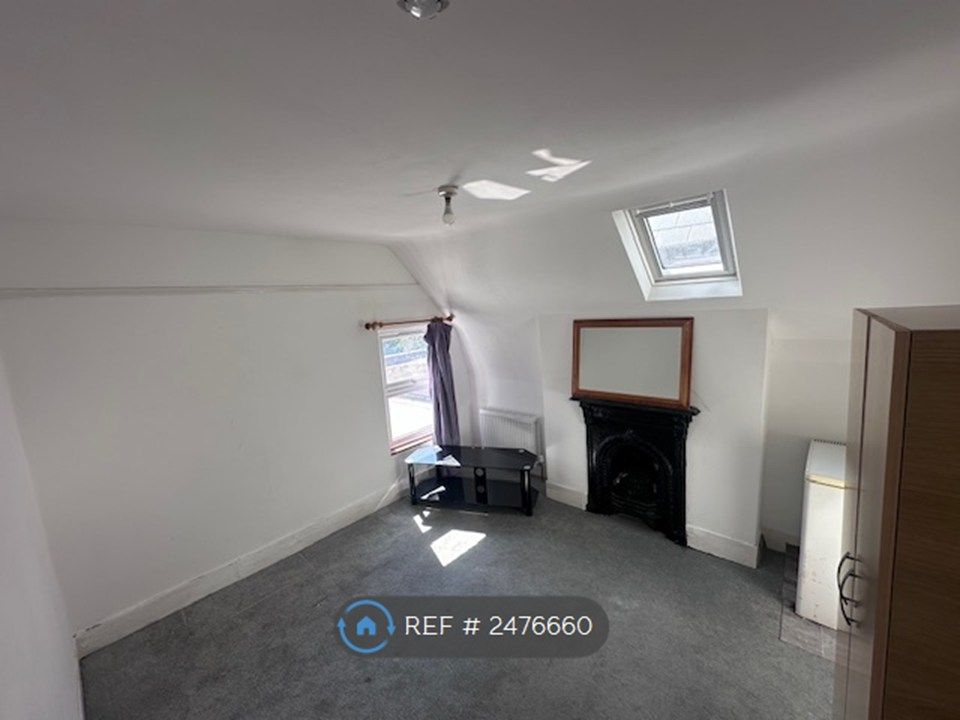 Property photo 1 of 4