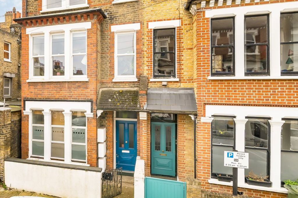 Property photo 1 of 7