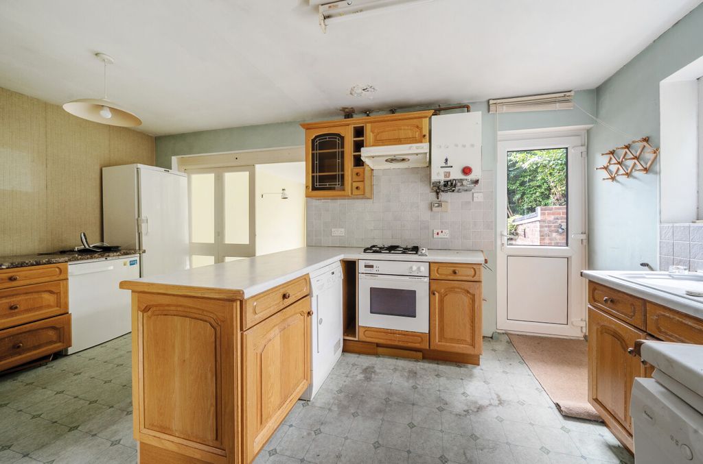 Property photo 3 of 15 1342534-15-68A483...