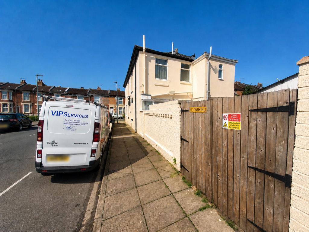 Property photo 2 of 14 2.Png