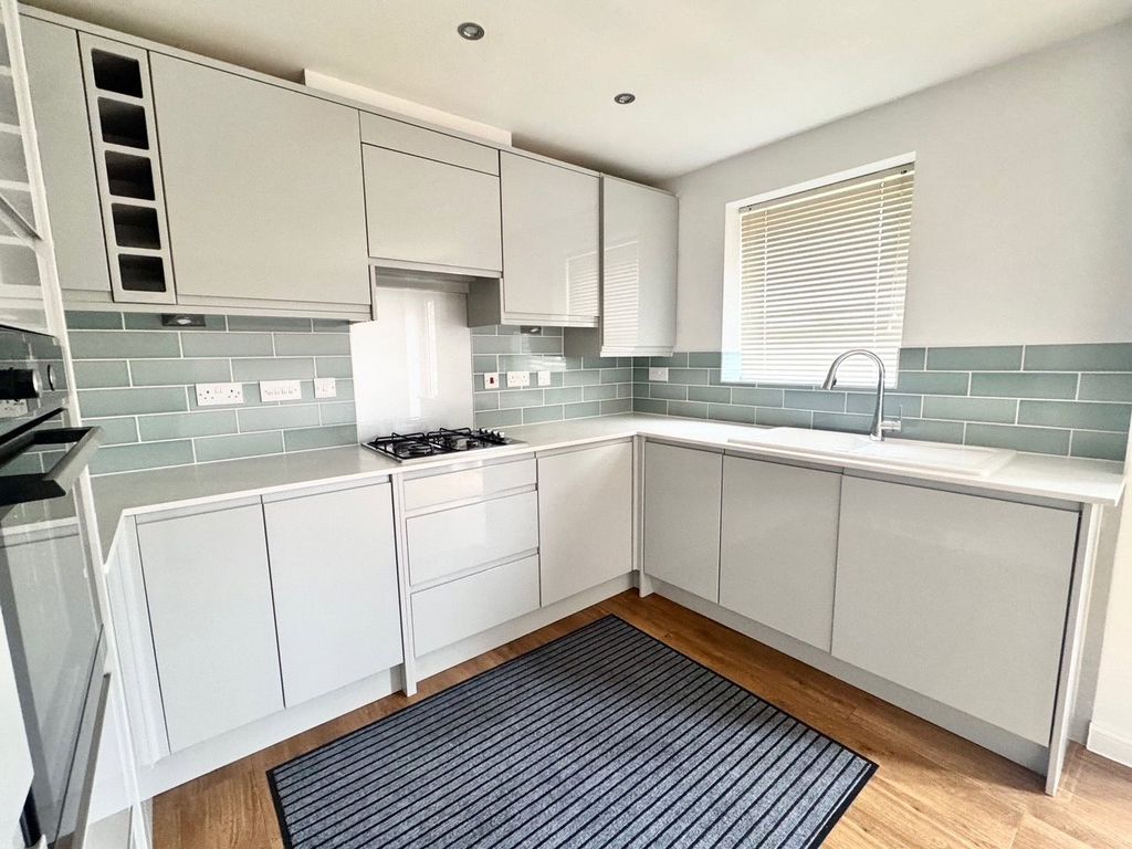 Property photo 2 of 16 Picture No. 48