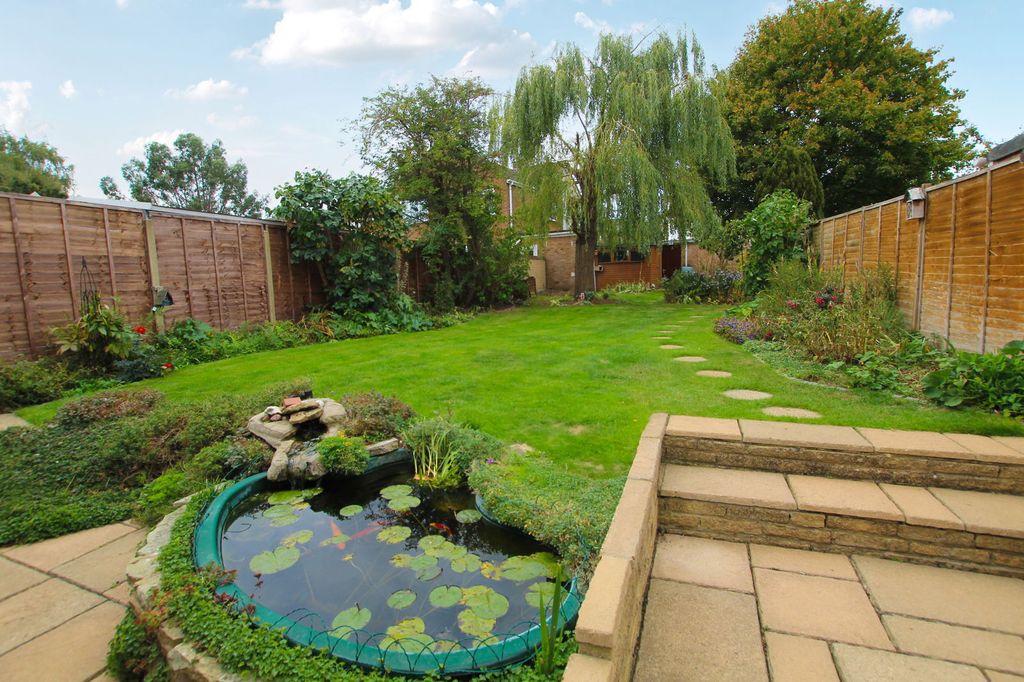 Property photo 2 of 22