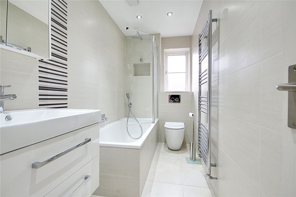 Property photo 2 of 10 Picture No. 26