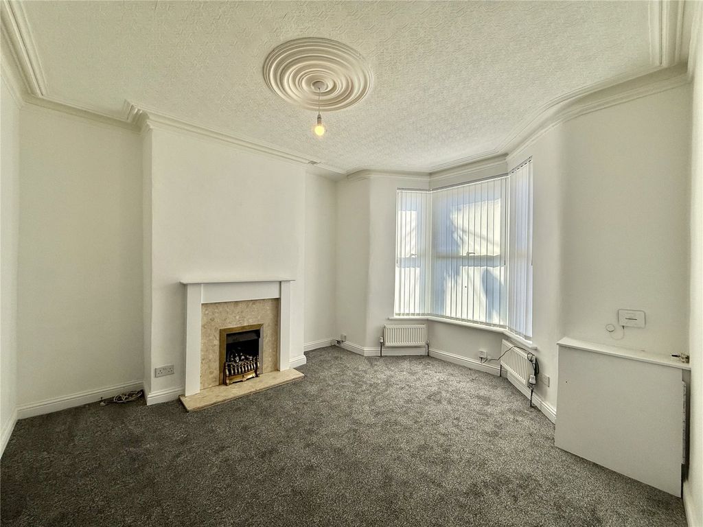 Property photo 2 of 9 Picture No. 09