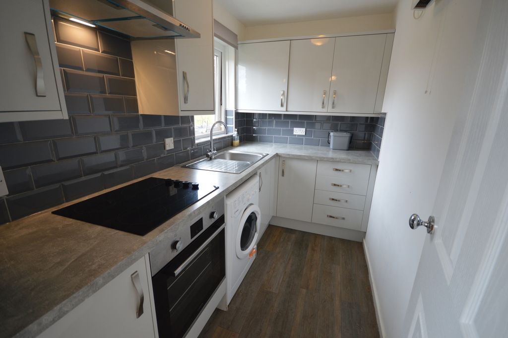 Property photo 3 of 6 Dsc_0004