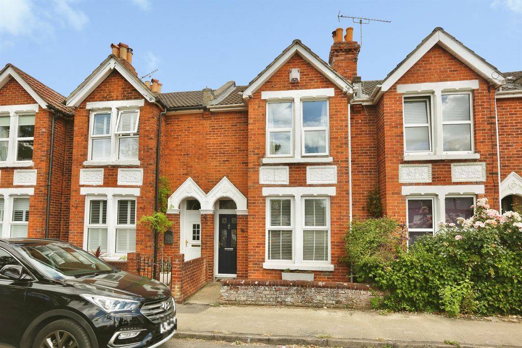 Property photo 1 of 16