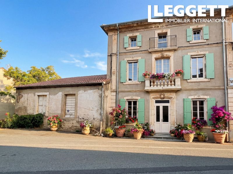 Property photo 1 of 10