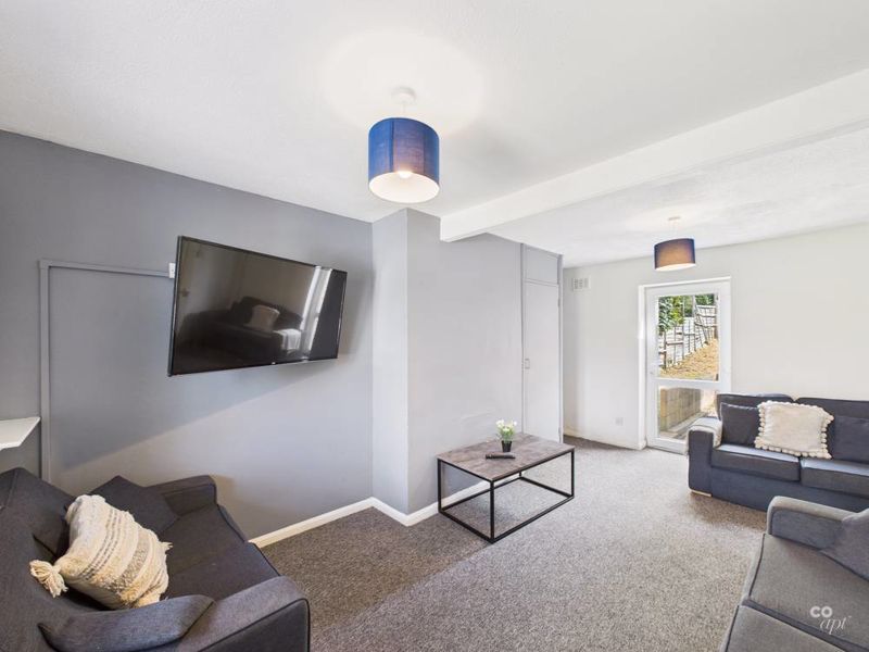 Property photo 1 of 13 Photo 22