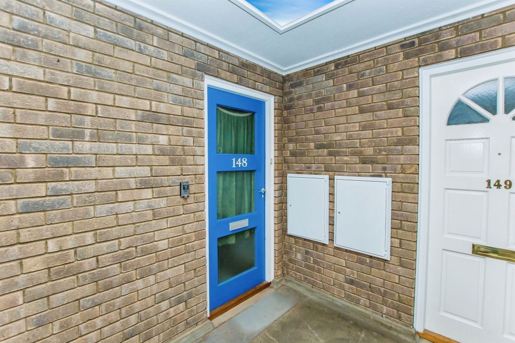 Property photo 2 of 18