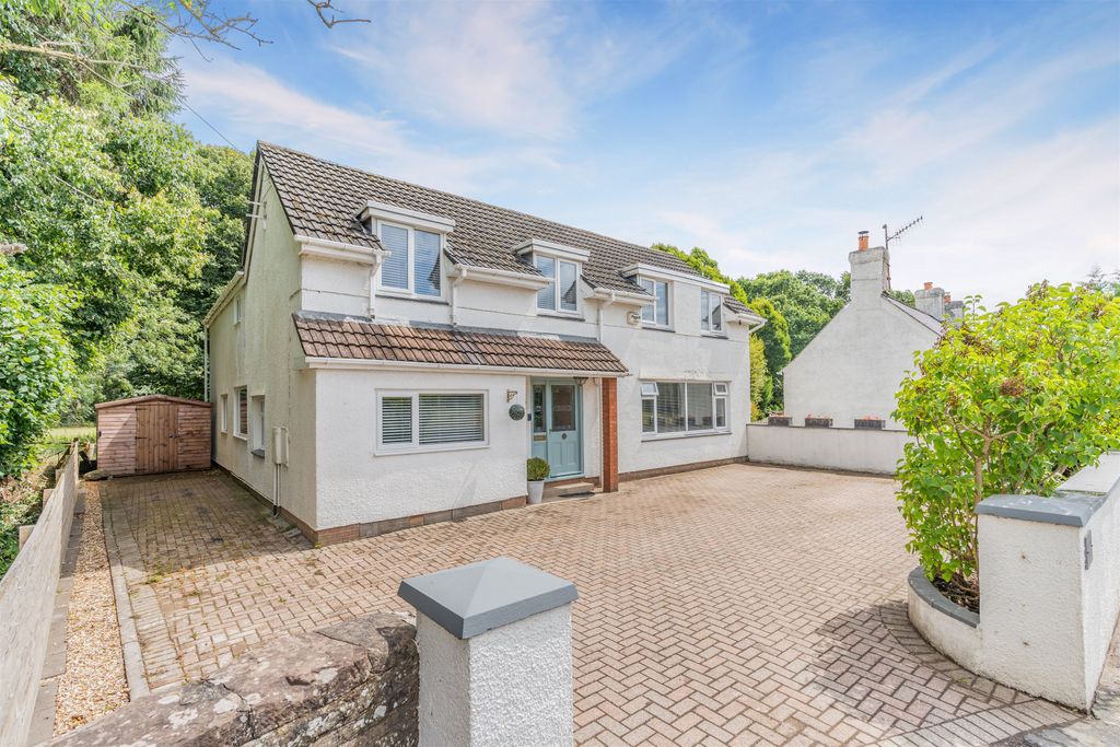 Property photo 1 of 49