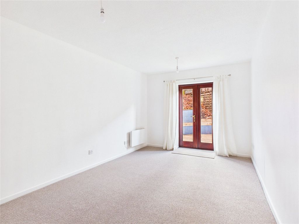 Property photo 2 of 7 Picture No. 08