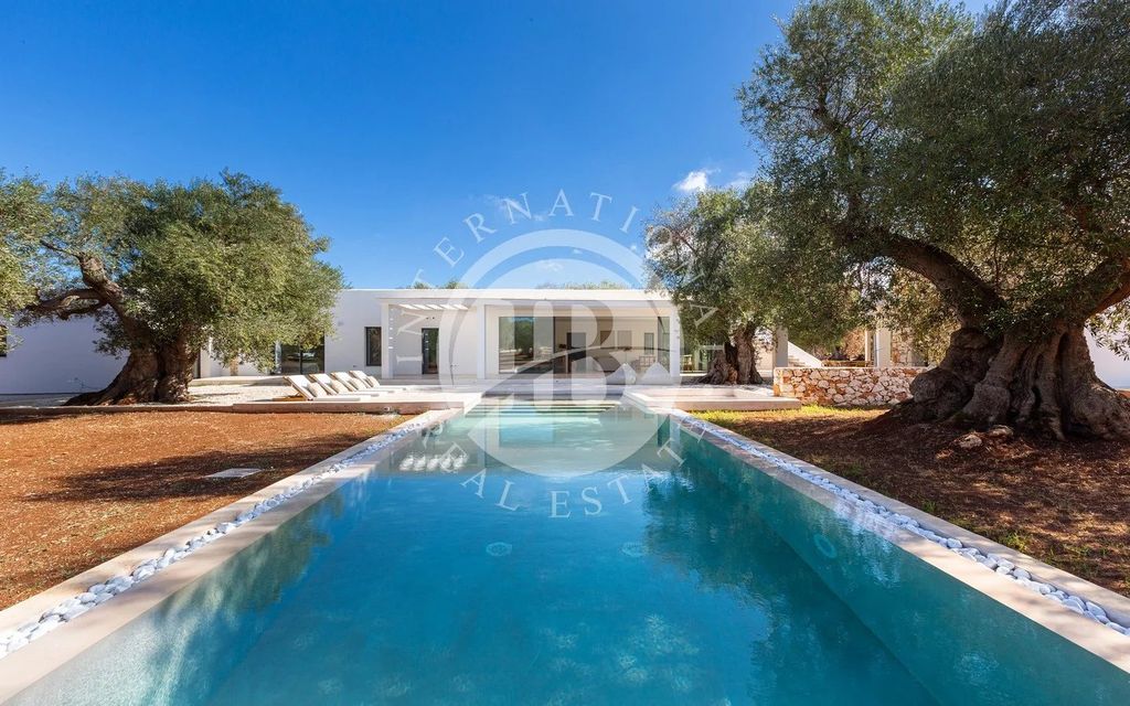 Property photo 3 of 43