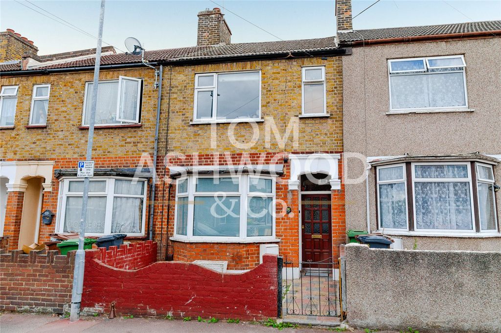 Property photo 1 of 16 Picture No. 05