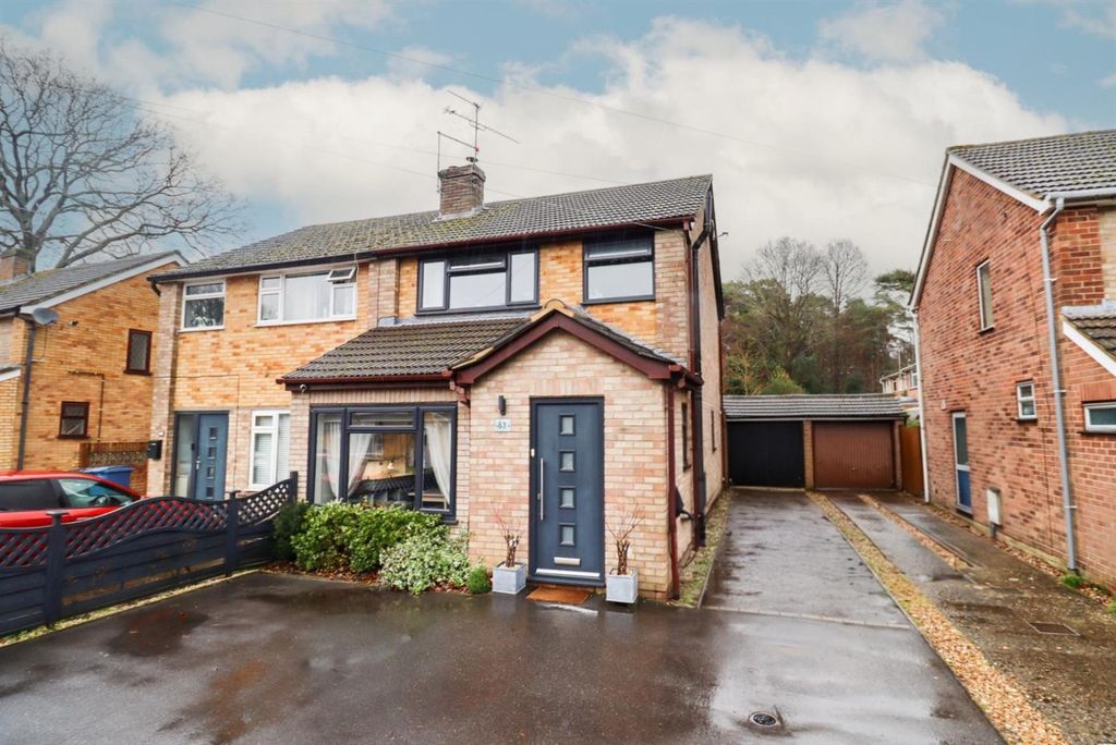 Property photo 1 of 13 Front