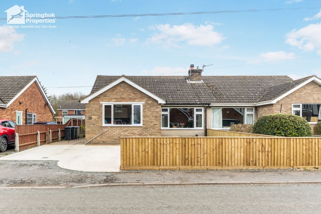 Property photo 1 of 15 Front View