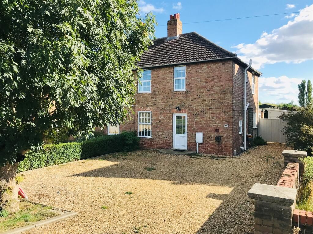 Property photo 1 of 8 Front