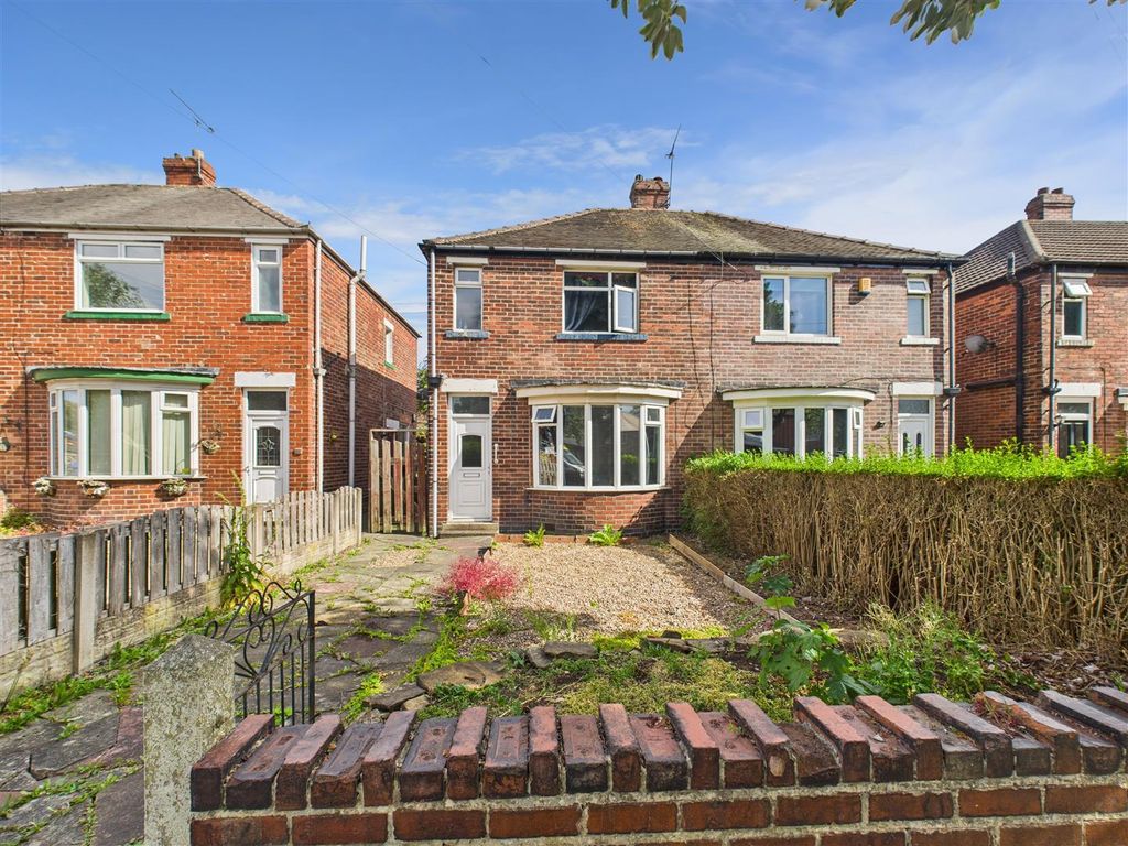 Property photo 1 of 13 Cam05207G0-Pr0039-Still028.Jpg