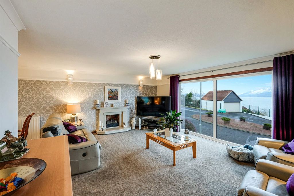 Property photo 3 of 47 Picture No. 06