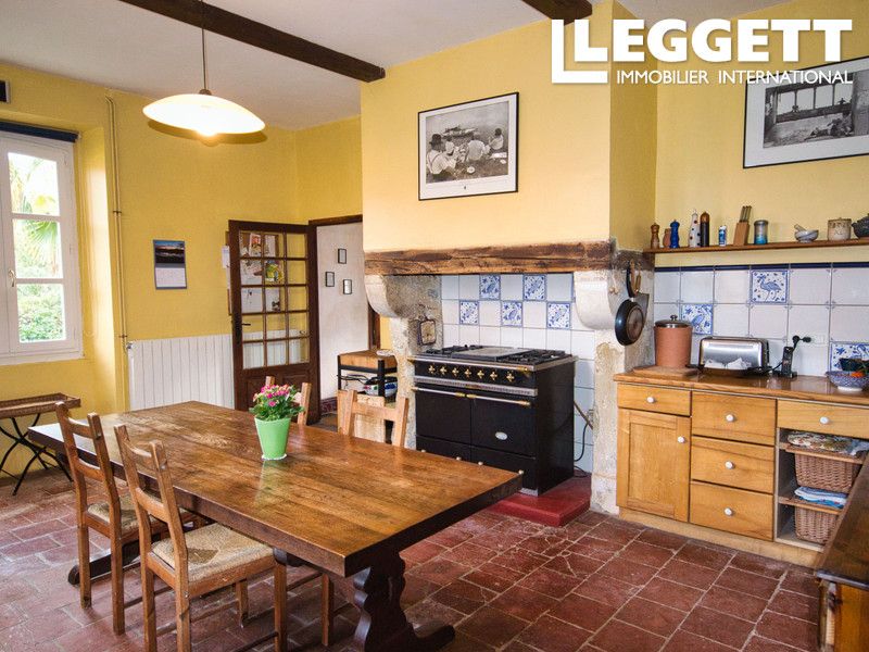 Property photo 3 of 10