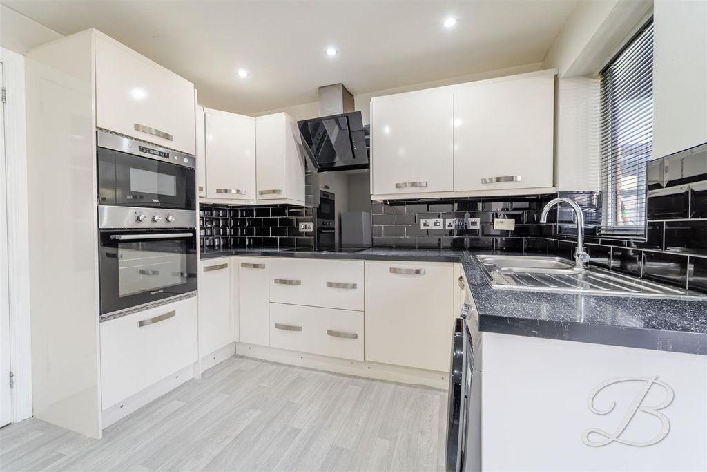 Property photo 2 of 43 Ccltd-32.Jpg