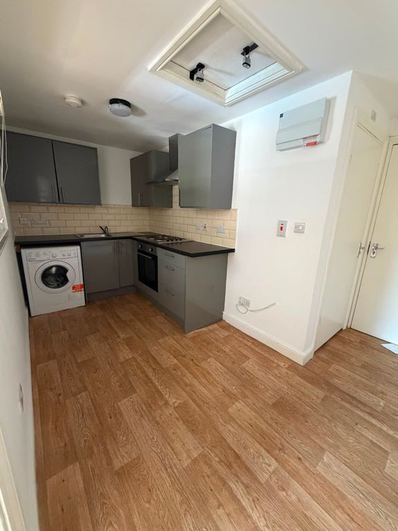 Property photo 2 of 3