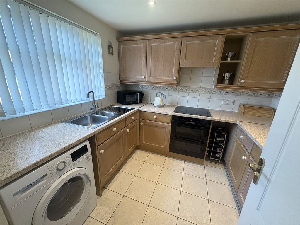 Property photo 2 of 14 Picture No. 20