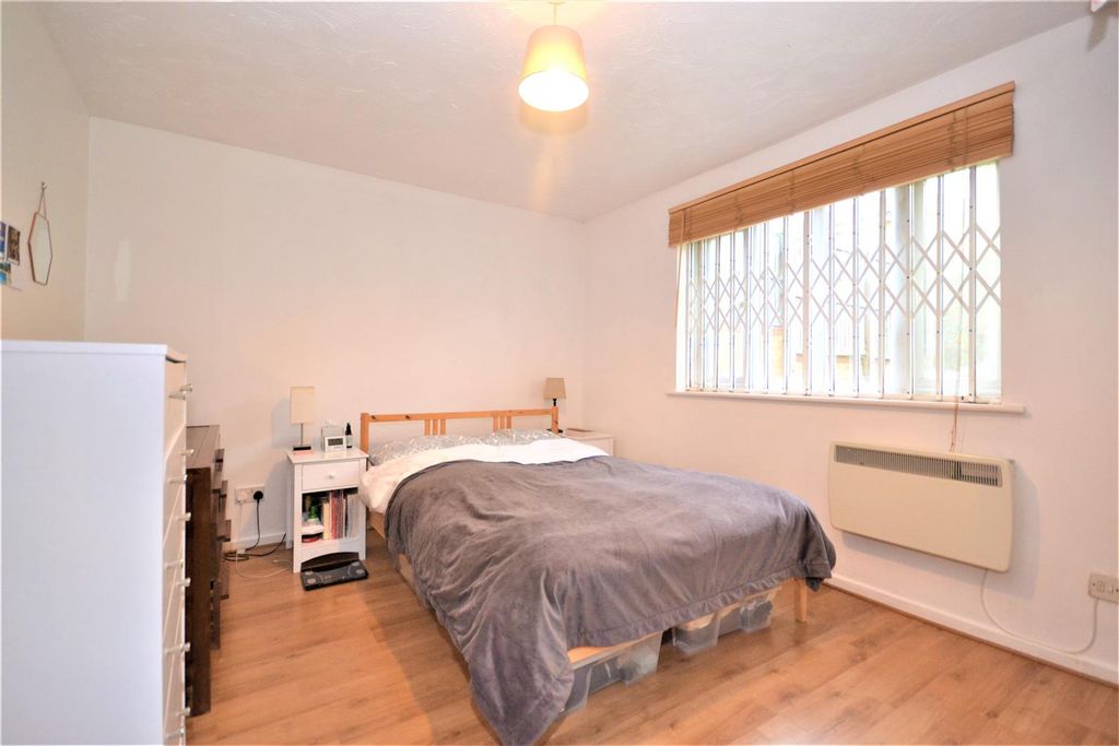 Property photo 2 of 14