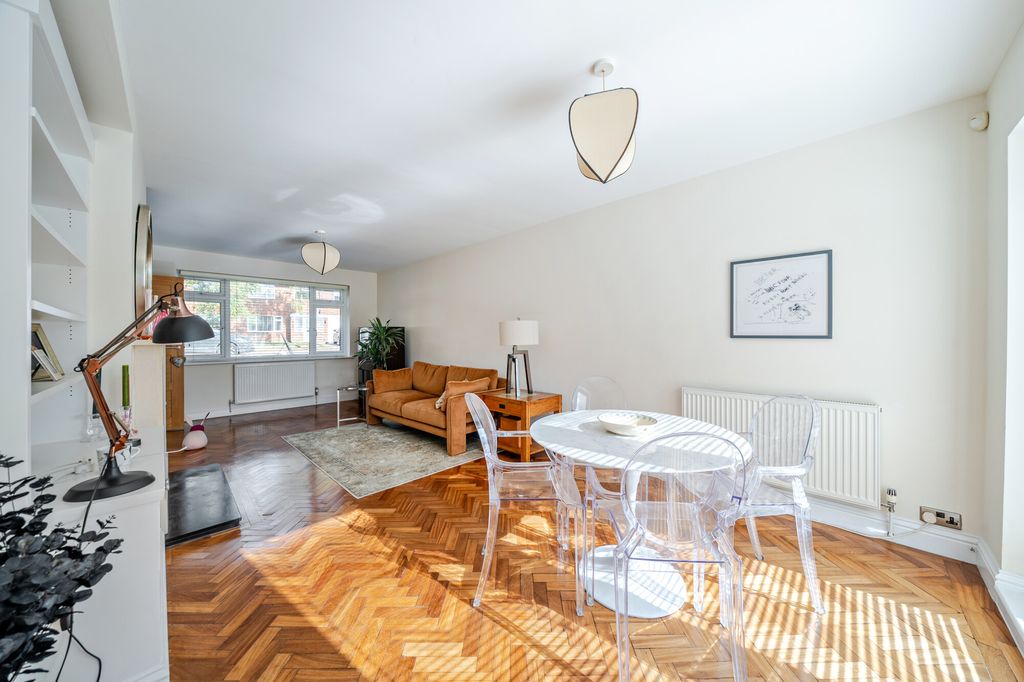 Property photo 2 of 15