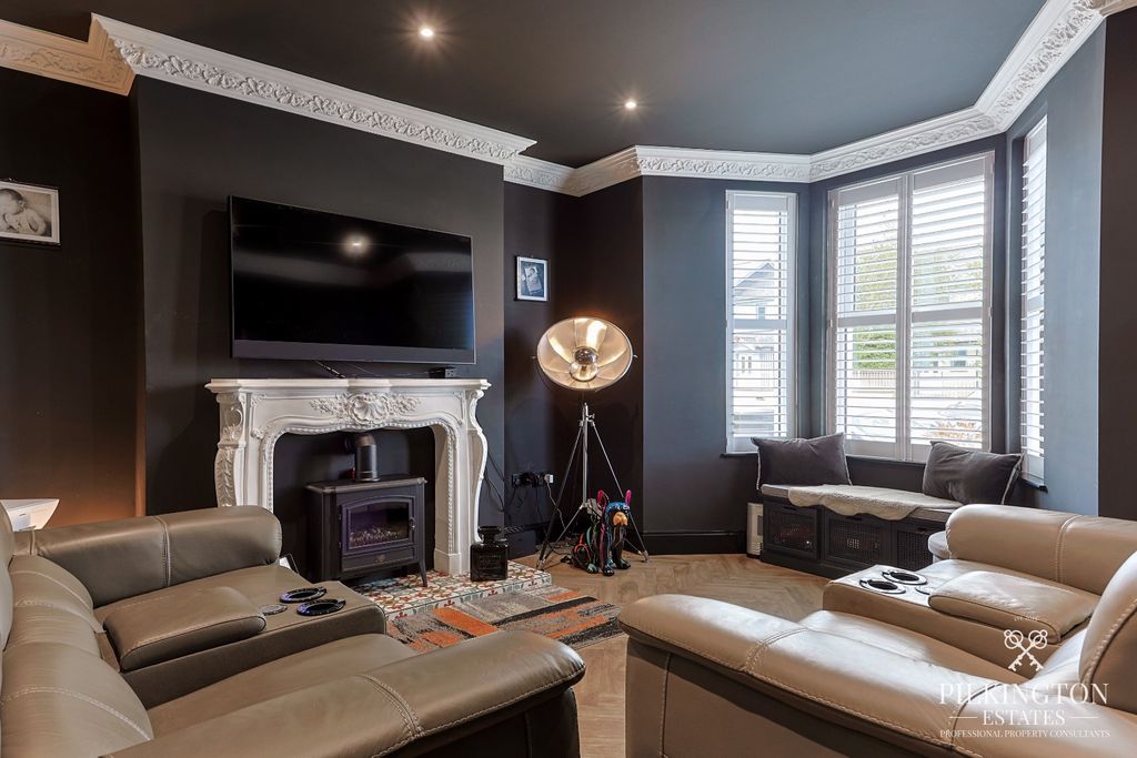 Property photo 2 of 20 5394432
