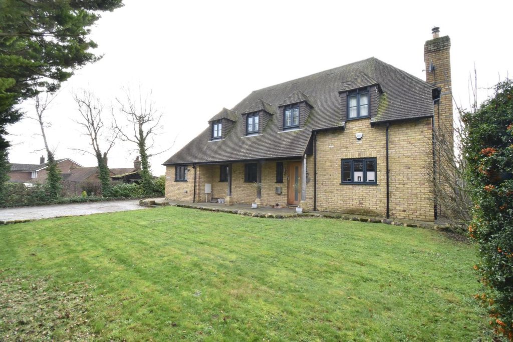 Property photo 1 of 23
